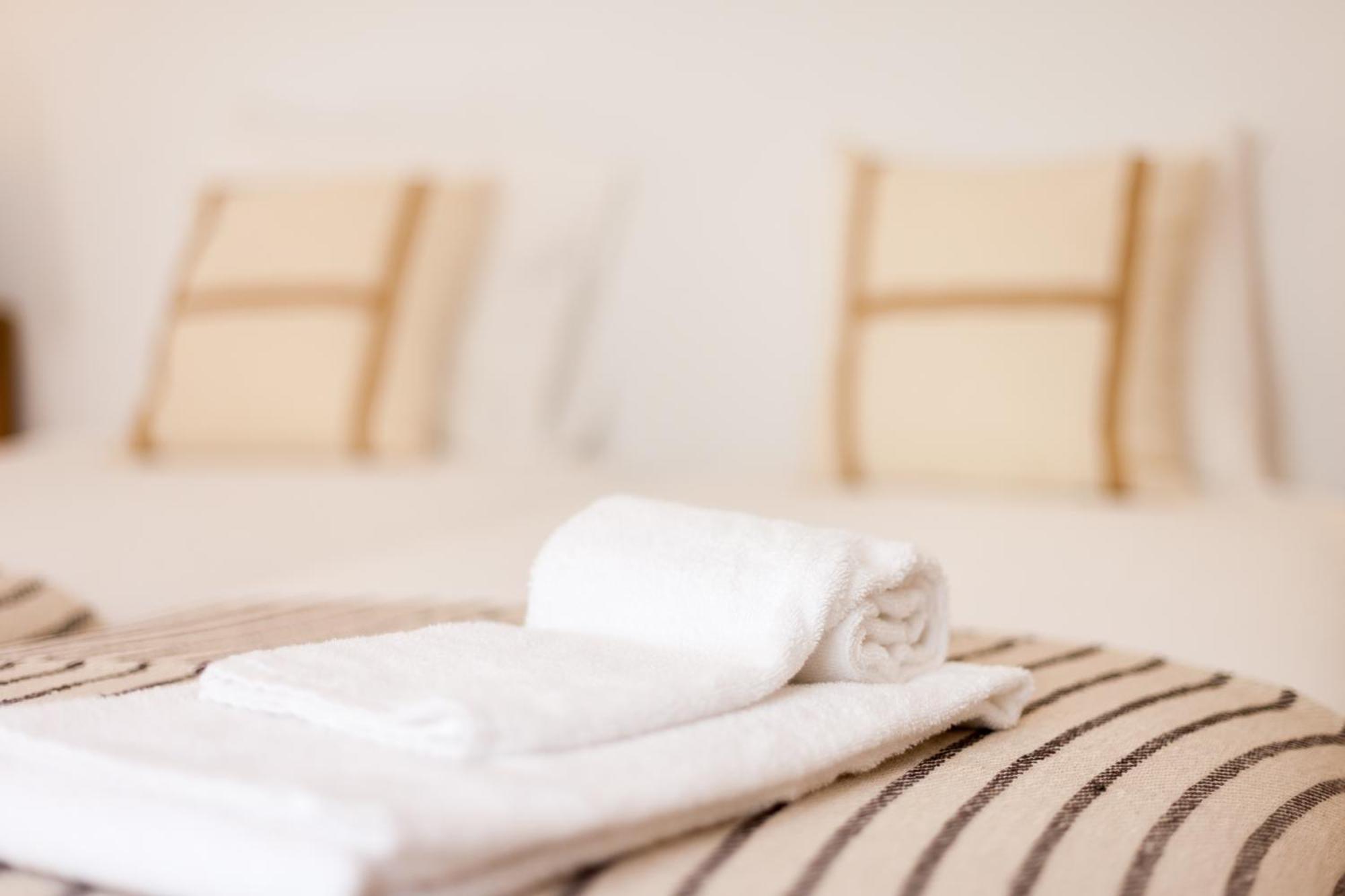 Tejo Vintage Three-Bedroom Apartment - By Lu Holidays Lisbon Luaran gambar
