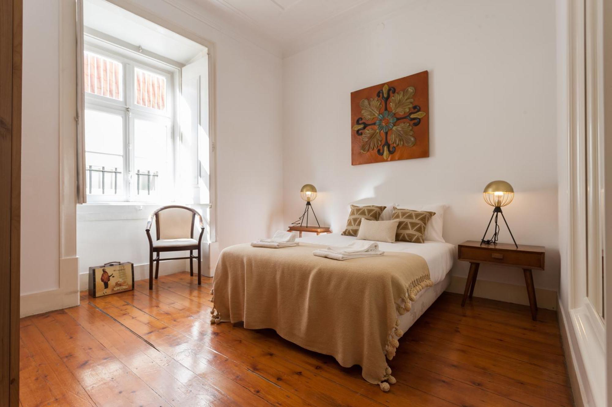 Tejo Vintage Three-Bedroom Apartment - By Lu Holidays Lisbon Luaran gambar